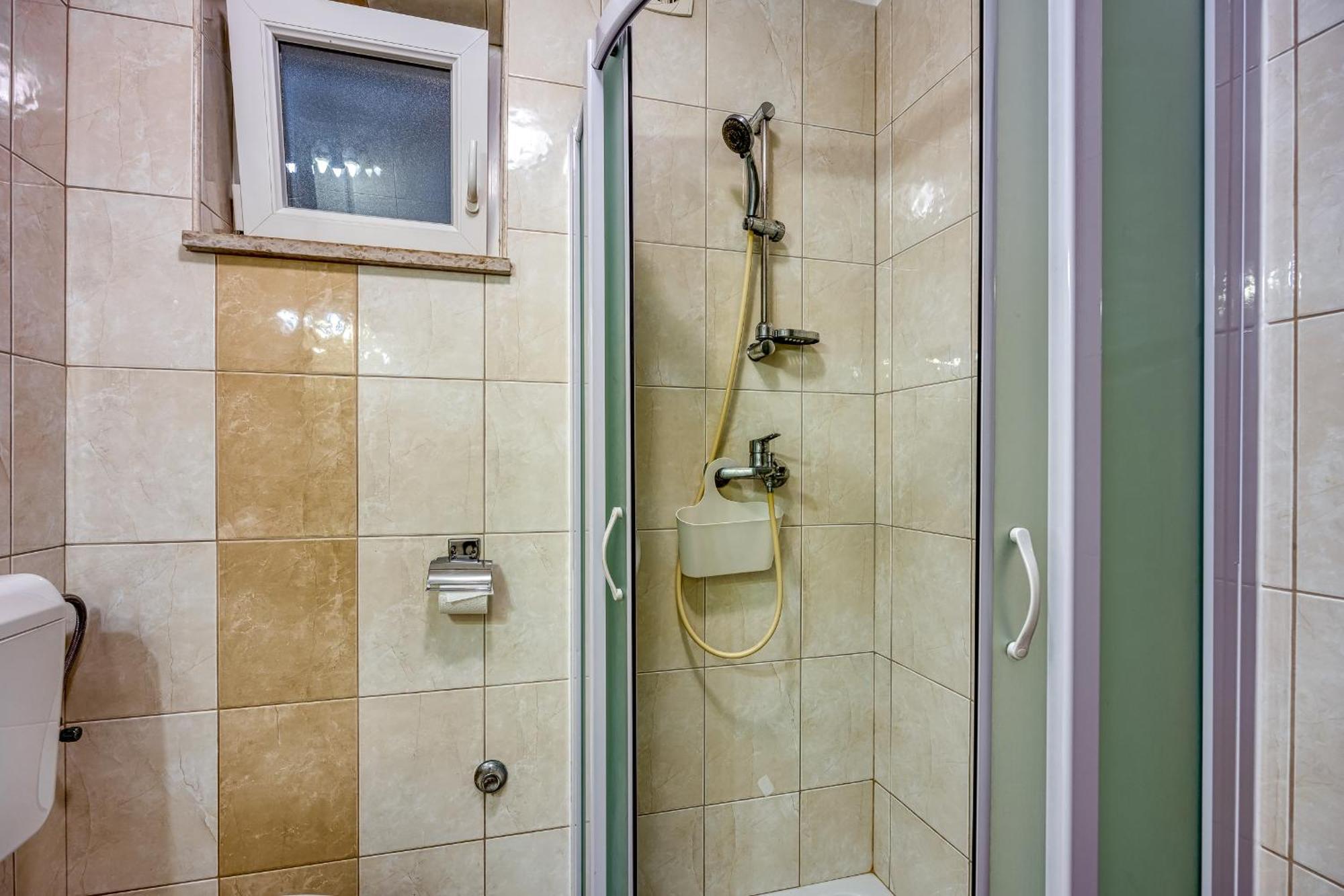 Apartments Orbanic ロヴィニ エクステリア 写真
